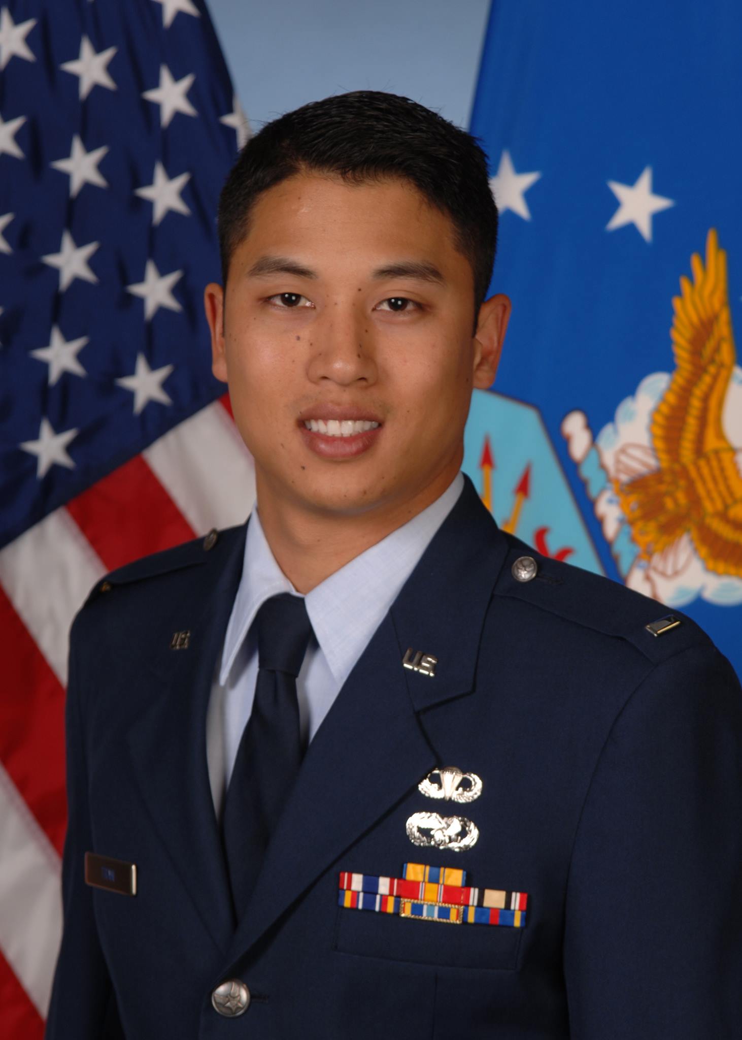 Anthony Tran official Air Force portrait in dress blues